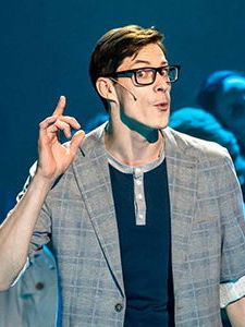 Денис Котельников харизматичный актер певец актерский блог